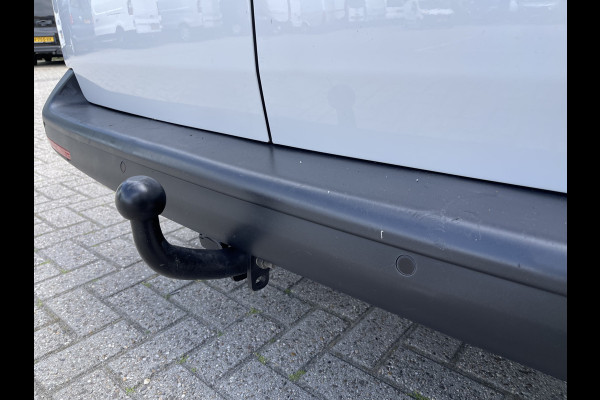 Volkswagen Transporter 2.0 TDI 102pk L1H1 Comfortline / vaste prijs rijklaar € 15.950 ex btw / lease vanaf € 269 / airco / cruise / bijrijdersbank / Bott ingerichte laadruimte / imperial / trekhaak !