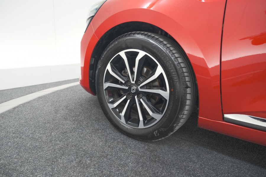 Renault Clio TCe 90 GPF techno | 360 Camera | Dodehoekdetectie | Adaptieve Cruise Control