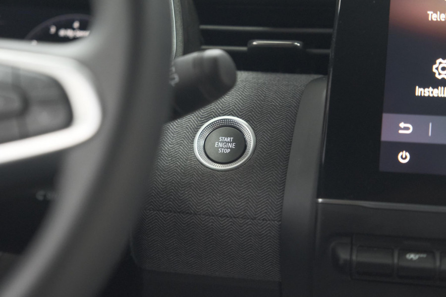 Renault Clio TCe 90 GPF techno | 360 Camera | Dodehoekdetectie | Adaptieve Cruise Control