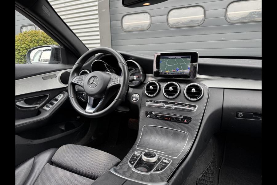 Mercedes-Benz C-Klasse Estate 180 CDI AMG | Camera | Parkeersensoren | Led | Stoelverwarming | Lichtmetalen velgen | Elektrische Achterklep |