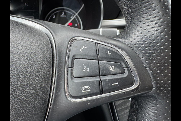 Mercedes-Benz C-Klasse Estate 180 CDI AMG | Camera | Parkeersensoren | Led | Stoelverwarming | Lichtmetalen velgen | Elektrische Achterklep |