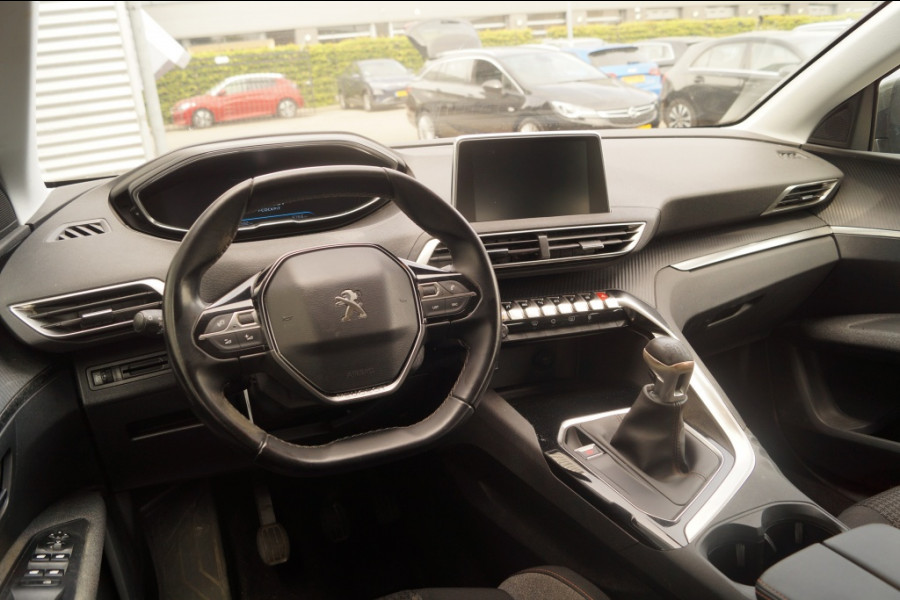 Peugeot 3008 1.5 BlueHDi 130pk Executive -NAVI-ECC-PDC-
