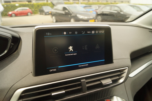 Peugeot 3008 1.5 BlueHDi 130pk Executive -NAVI-ECC-PDC-