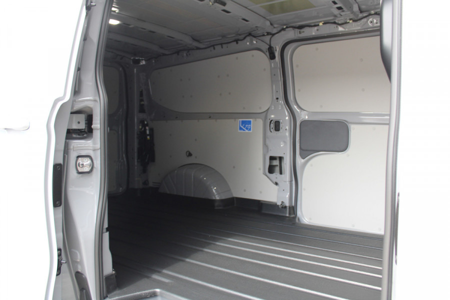 Ford Transit Custom 320 2.0 TDCI L2H1 Limited 150pk - 2x Schuifdeur - Adaptive Cruise - Verwarmd stuur - Blind spot - Navigatie - Camera - Draadloos