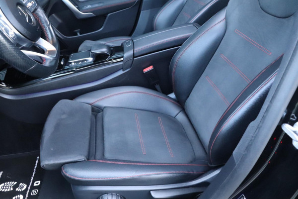 Mercedes-Benz CLA-Klasse 200 AMG | PANO - SFEER - CAMERA - ACC - VOLL!