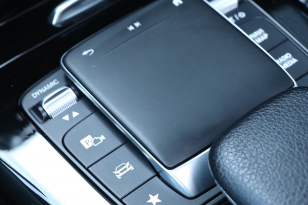 Mercedes-Benz CLA-Klasse 200 AMG | PANO - SFEER - CAMERA - ACC - VOLL!
