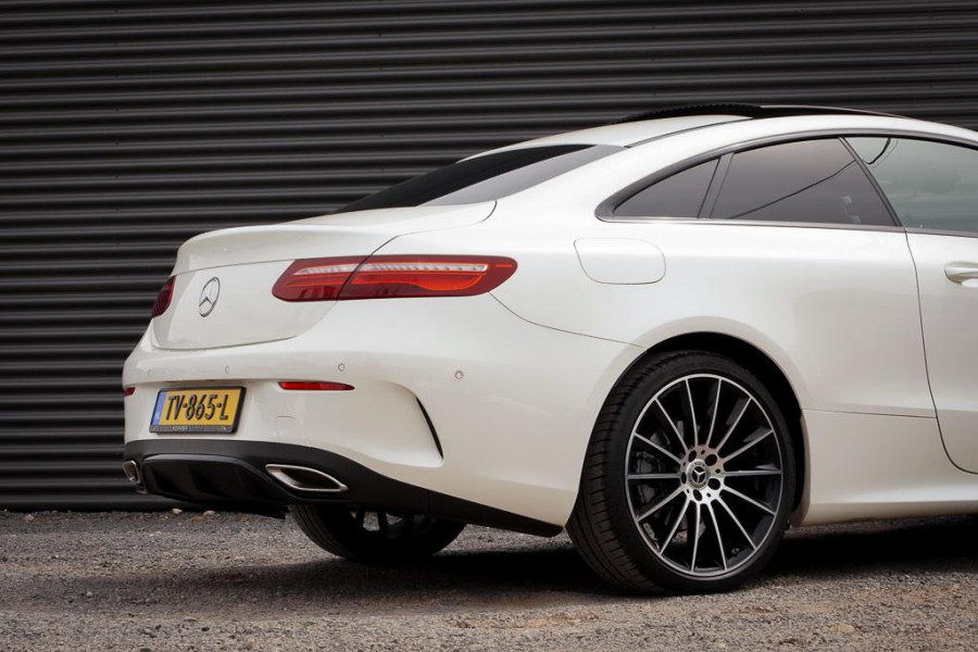 Mercedes-Benz E-Klasse Coupé 200 Premium / AMG / Pano / Incl BTW / Leder / Widescreen