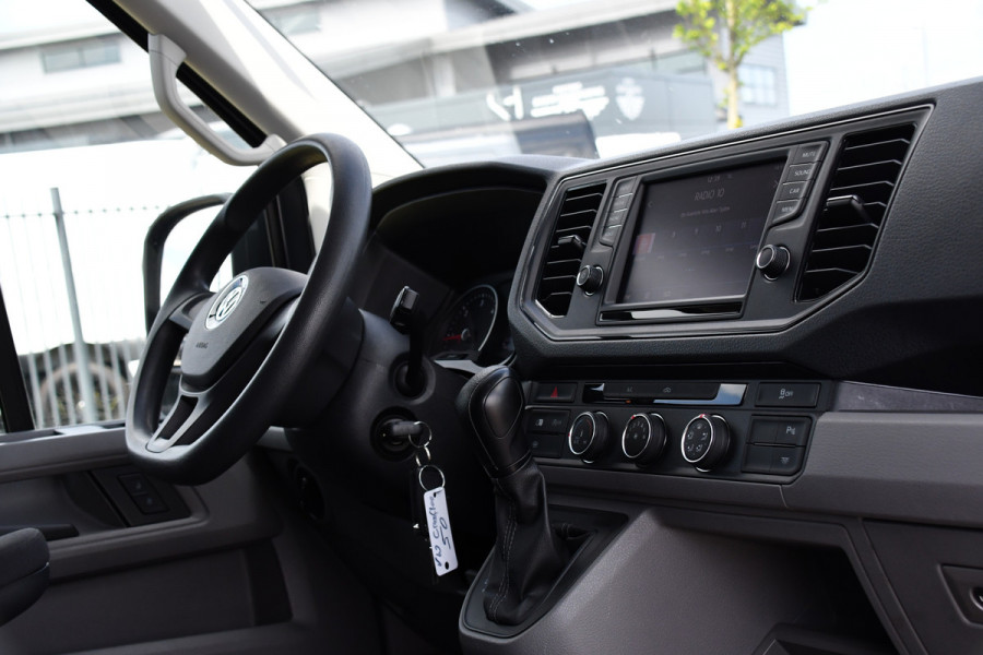 Volkswagen Crafter 35 2.0 TDI L3H3 Highline Camera, Carplay, LED, 140pk, Automaat, Voorruit verwarming, Uniek!