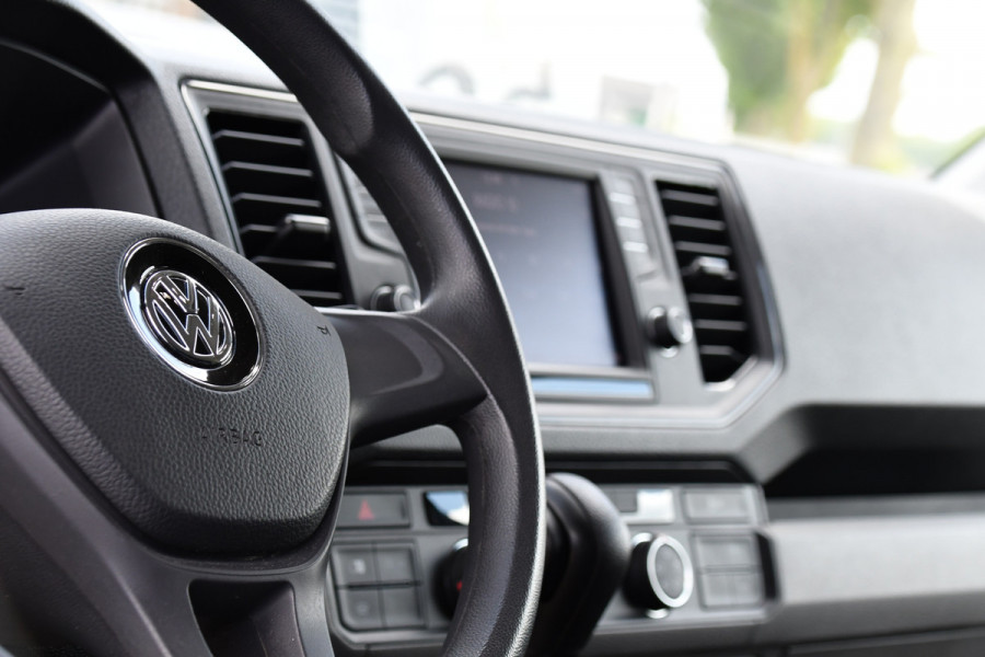 Volkswagen Crafter 35 2.0 TDI L3H3 Highline Camera, Carplay, LED, 140pk, Automaat, Voorruit verwarming, Uniek!