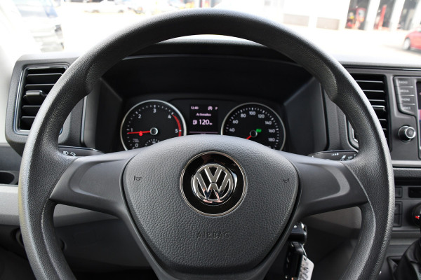 Volkswagen Crafter 35 2.0 TDI L3H3 Highline Camera, Carplay, LED, 140pk, Automaat, Voorruit verwarming, Uniek!