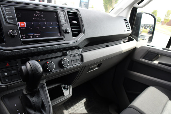 Volkswagen Crafter 35 2.0 TDI L3H3 Highline Camera, Carplay, LED, 140pk, Automaat, Voorruit verwarming, Uniek!