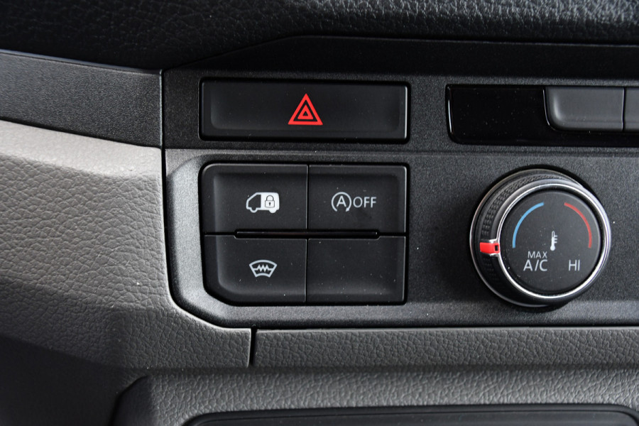 Volkswagen Crafter 35 2.0 TDI L3H3 Highline Camera, Carplay, LED, 140pk, Automaat, Voorruit verwarming, Uniek!