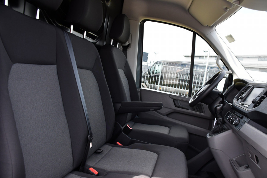 Volkswagen Crafter 35 2.0 TDI L3H3 Highline Camera, Carplay, LED, 140pk, Automaat, Voorruit verwarming, Uniek!
