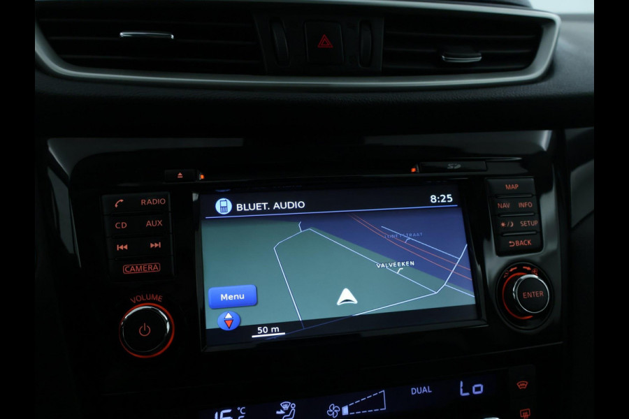 Nissan QASHQAI 1.2 Tekna NAVI | Leer | Camera | Trekhaak