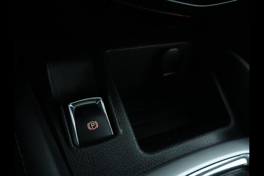 Nissan QASHQAI 1.2 Tekna NAVI | Leer | Camera | Trekhaak