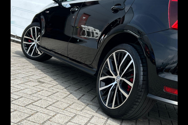 Volkswagen Polo 1.8 TSI GTI PANO | ZEER NETTE AUTO | STOELVERW | PDC VOOR & ACHTER | CARPLAY | ! 2DE PINKSTERDAG GEOPEND VAN 10:00 UUR T/M 17:00 UUR