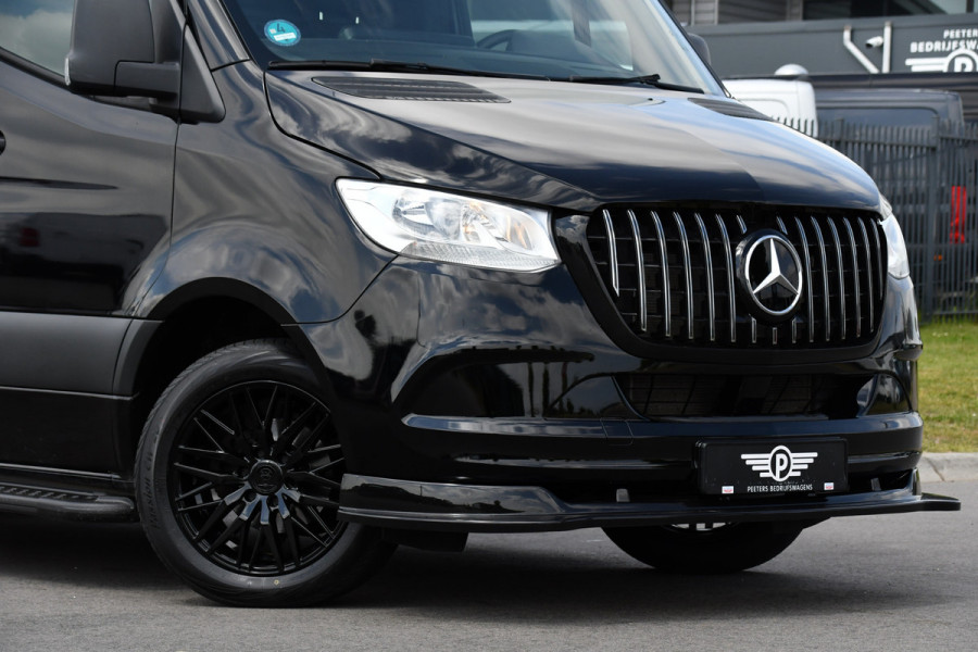 Mercedes-Benz Sprinter 317 1.9 CDI L2H2 RWD AMG Black Edition Camera, Cruise, 3500KG Trekhaak, Carplay, Automaat, 170PK, Standkachel, Multimedia, UNIEK!
