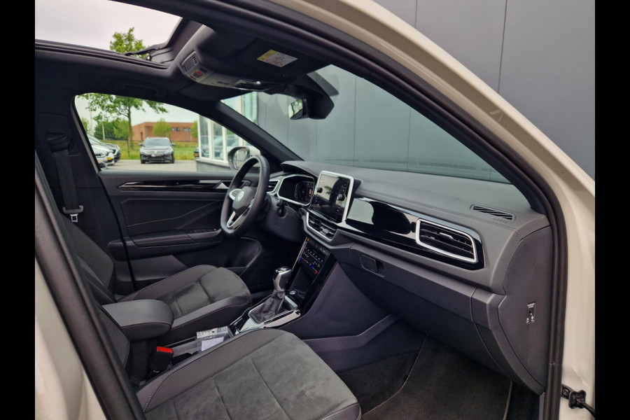 Volkswagen T-Roc 1.5 TSI DSG 150PK 2x R-Line /Pano /1e eigenaar /Garantie