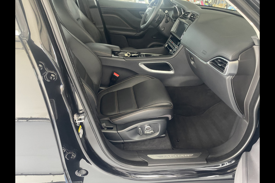 Jaguar F-Pace 2.0t AWD Premium Edition PANO DAK LEDER