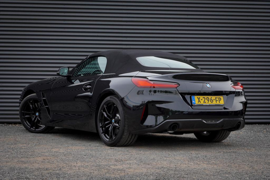 BMW Z4 Roadster sDrive20i M-Sport / NL Auto / Harman Kardon / Leder