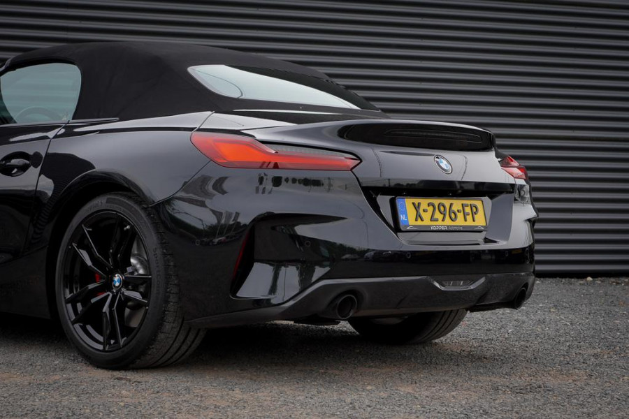 BMW Z4 Roadster sDrive20i M-Sport / NL Auto / Harman Kardon / Leder
