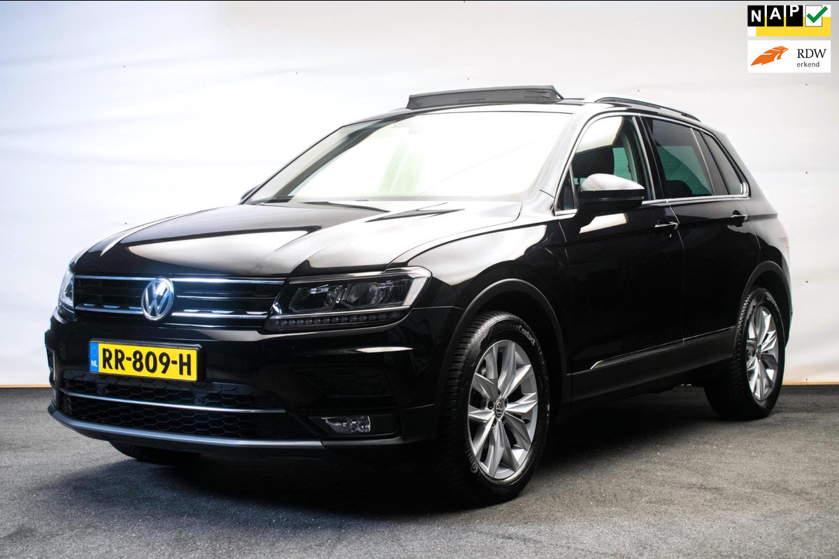 Volkswagen Tiguan 1.4 TSI ACT Highline Automaat ORG NL [ Pano Virtual Memory Leder EL-Trekhaak Carplay LED Adaptive Cruise ]