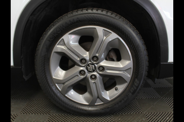 Suzuki Vitara 1.6 Exclusive CRUISE | CLIMATE | CAMERA | AFNTREKHAAK | STOELVERW | CARPLAY | LED