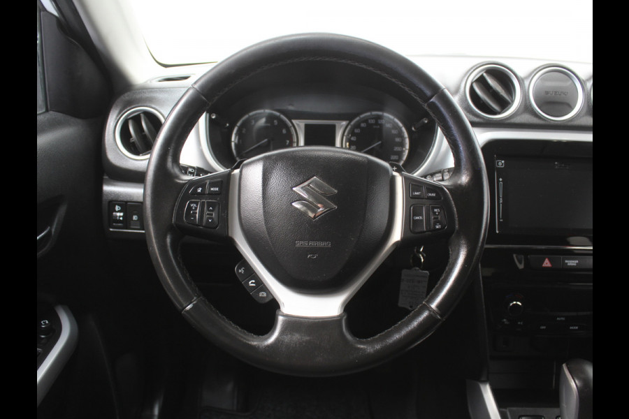 Suzuki Vitara 1.6 Exclusive CRUISE | CLIMATE | CAMERA | AFNTREKHAAK | STOELVERW | CARPLAY | LED