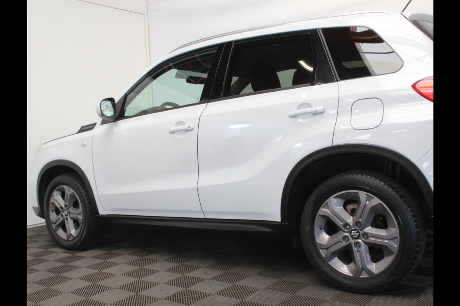 Suzuki Vitara 1.6 Exclusive CRUISE | CLIMATE | CAMERA | AFNTREKHAAK | STOELVERW | CARPLAY | LED