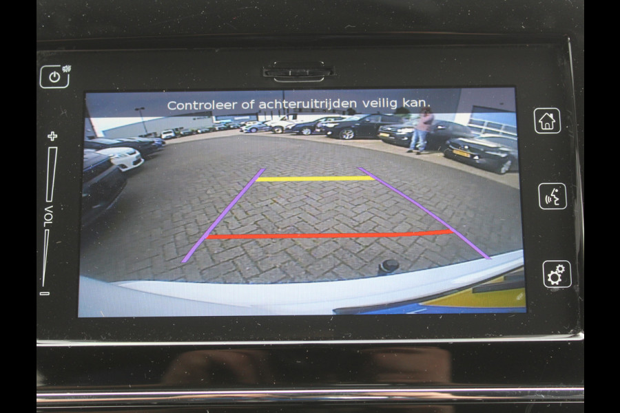 Suzuki Vitara 1.6 Exclusive CRUISE | CLIMATE | CAMERA | AFNTREKHAAK | STOELVERW | CARPLAY | LED