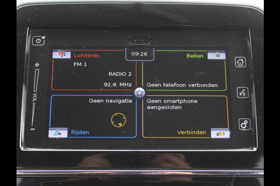 Suzuki Vitara 1.6 Exclusive CRUISE | CLIMATE | CAMERA | AFNTREKHAAK | STOELVERW | CARPLAY | LED
