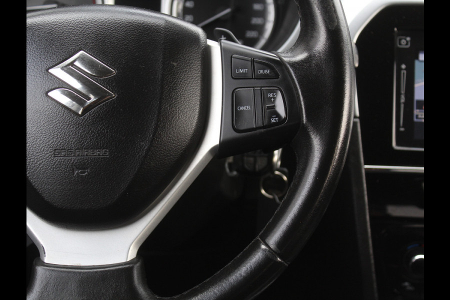 Suzuki Vitara 1.6 Exclusive CRUISE | CLIMATE | CAMERA | AFNTREKHAAK | STOELVERW | CARPLAY | LED