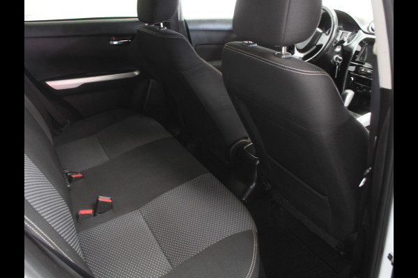 Suzuki Vitara 1.6 Exclusive CRUISE | CLIMATE | CAMERA | AFNTREKHAAK | STOELVERW | CARPLAY | LED