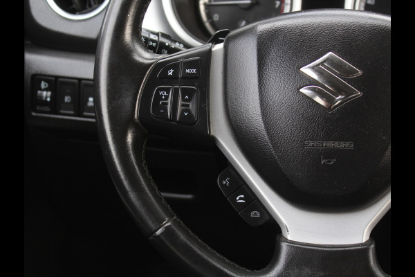 Suzuki Vitara 1.6 Exclusive CRUISE | CLIMATE | CAMERA | AFNTREKHAAK | STOELVERW | CARPLAY | LED