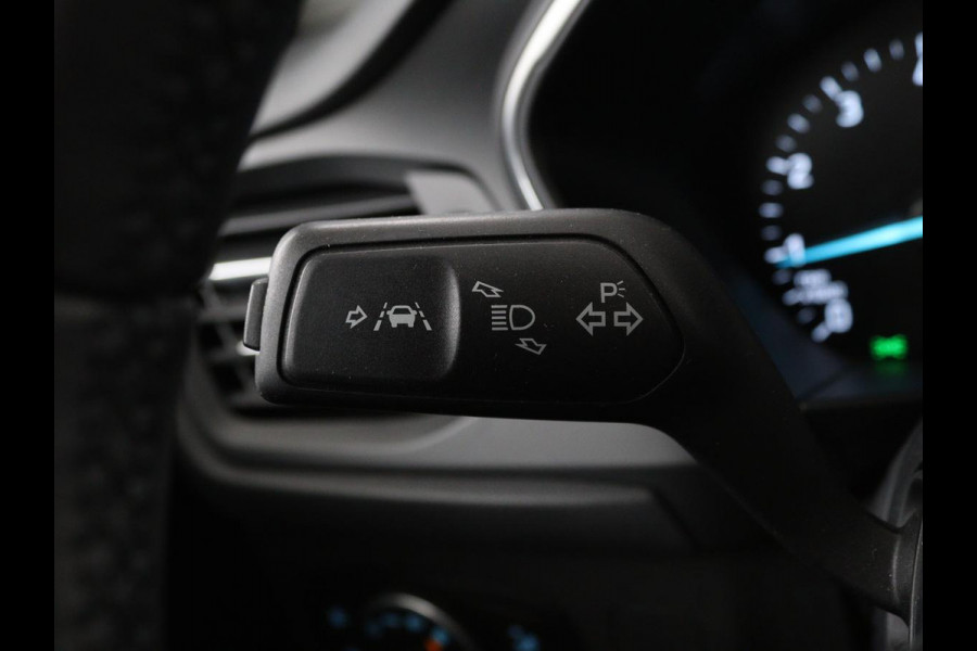 Ford Focus 1.0 EcoBoost Hybrid Active | Leder | Trekhaak | Camera | Carplay | Full LED | Keyless | Navigatie | Climate control