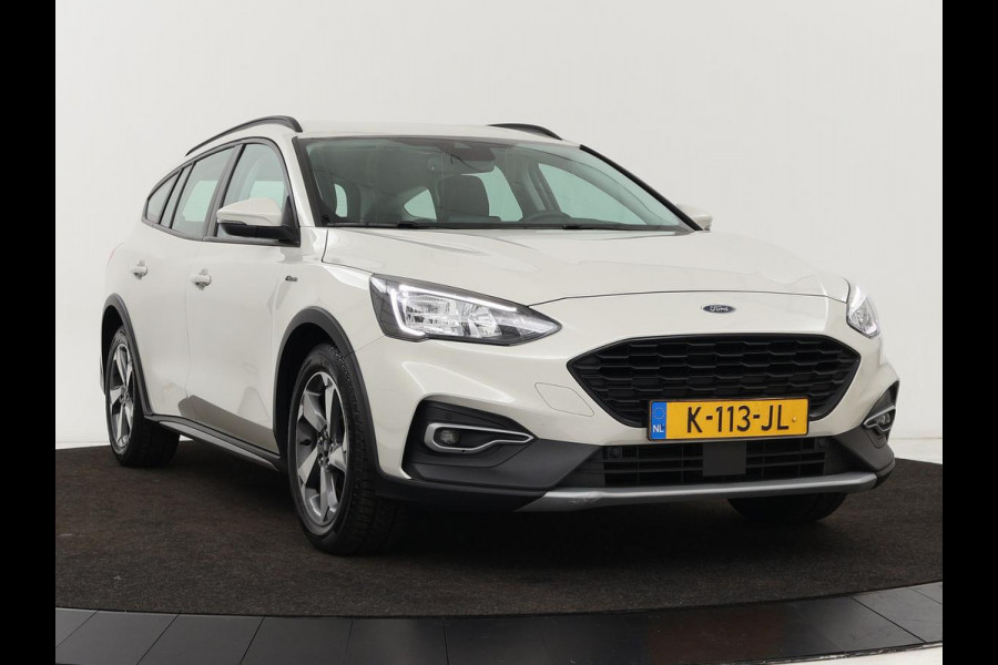 Ford Focus 1.0 EcoBoost Hybrid Active | Leder | Trekhaak | Camera | Carplay | Full LED | Keyless | Navigatie | Climate control