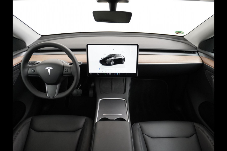 Tesla Model Y Long Range AWD 75 kWh AUTOPILOT | TREKHAAK AFNEEMBAAR | TESLA GARANTIE T/M 4-2027