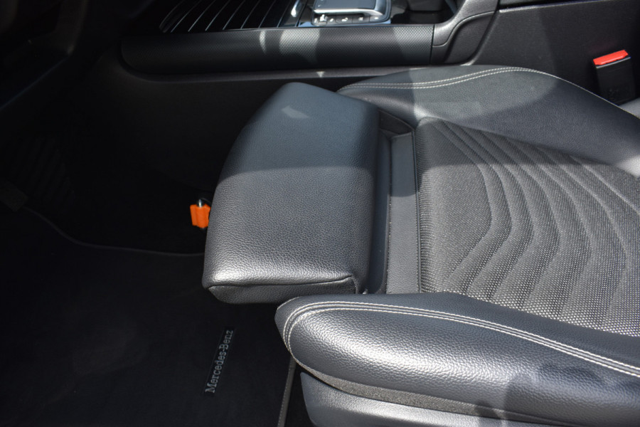 Mercedes-Benz B-Klasse 180 Business Solution Automaat / Airco / Camera / Navigatie / Lane assist / Cruise
