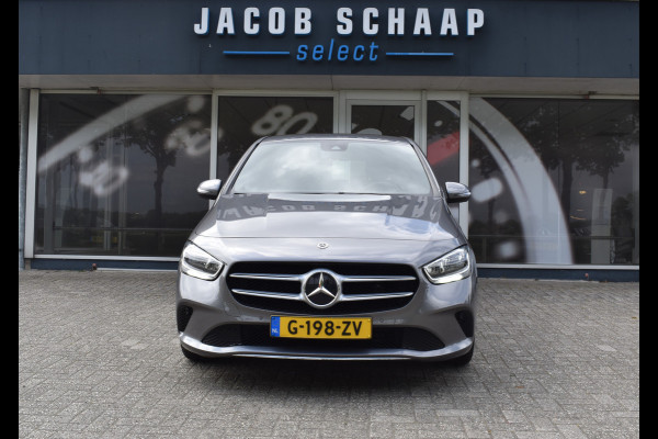 Mercedes-Benz B-Klasse 180 Business Solution Automaat / Airco / Camera / Navigatie / Lane assist / Cruise
