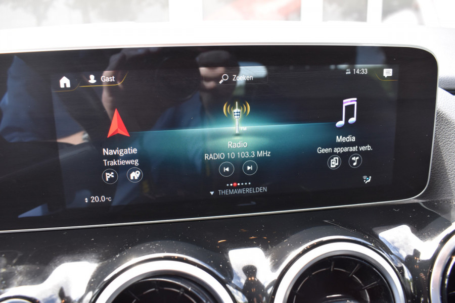 Mercedes-Benz B-Klasse 180 Business Solution Automaat / Airco / Camera / Navigatie / Lane assist / Cruise