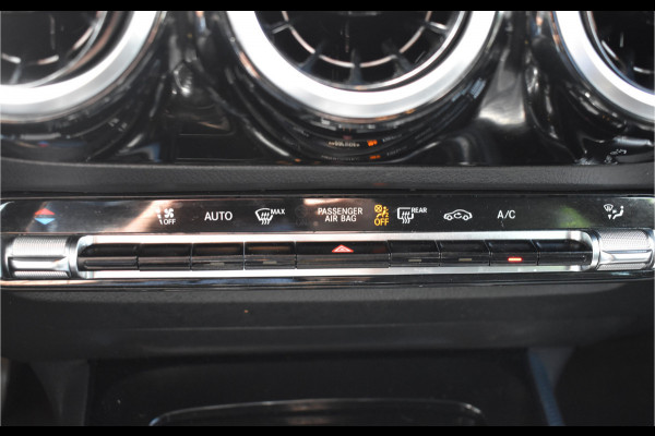 Mercedes-Benz B-Klasse 180 Business Solution Automaat / Airco / Camera / Navigatie / Lane assist / Cruise
