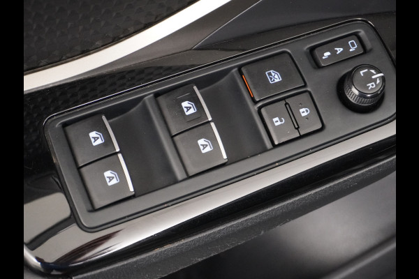 Toyota C-HR 1.8I Hybrid Automaat Voorruit+Stoel+Stuurverwarming Navi Camera Adap. Cruise Control Lane Assist Dynamic Regen/Lichtsensor Keyless Led Lmv 18" Bluetooth Rijstrooksensor Verkeersborddetectie