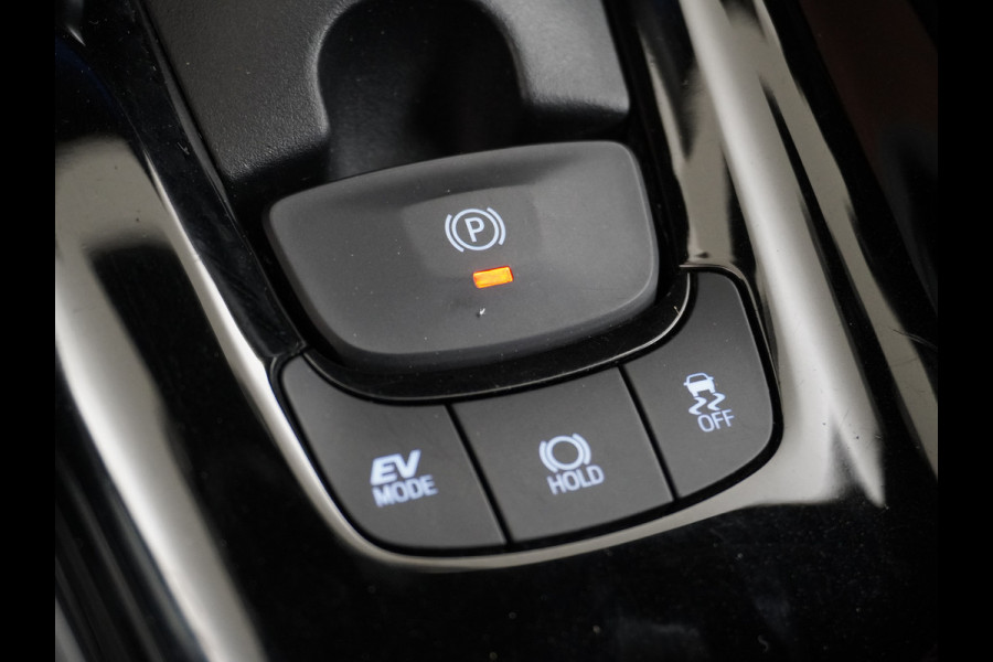 Toyota C-HR 1.8I Hybrid Automaat Voorruit+Stoel+Stuurverwarming Navi Camera Adap. Cruise Control Lane Assist Dynamic Regen/Lichtsensor Keyless Led Lmv 18" Bluetooth Rijstrooksensor Verkeersborddetectie