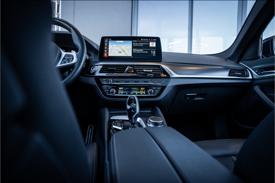 BMW 5 Serie Touring 530i Business Edition Plus - M Sport Performance | Panorama | Memory | HUD | ACC