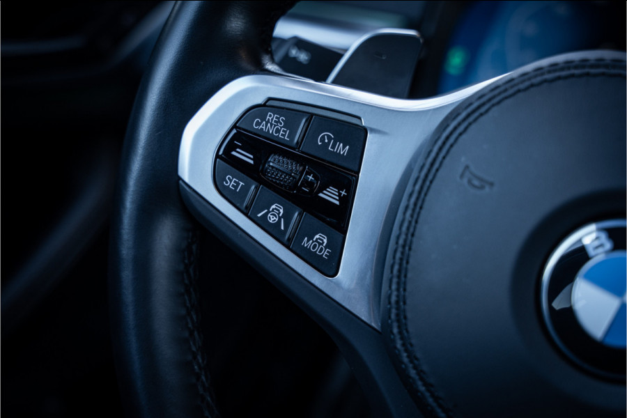 BMW 5 Serie Touring 530i Business Edition Plus - M Sport Performance | Panorama | Memory | HUD | ACC