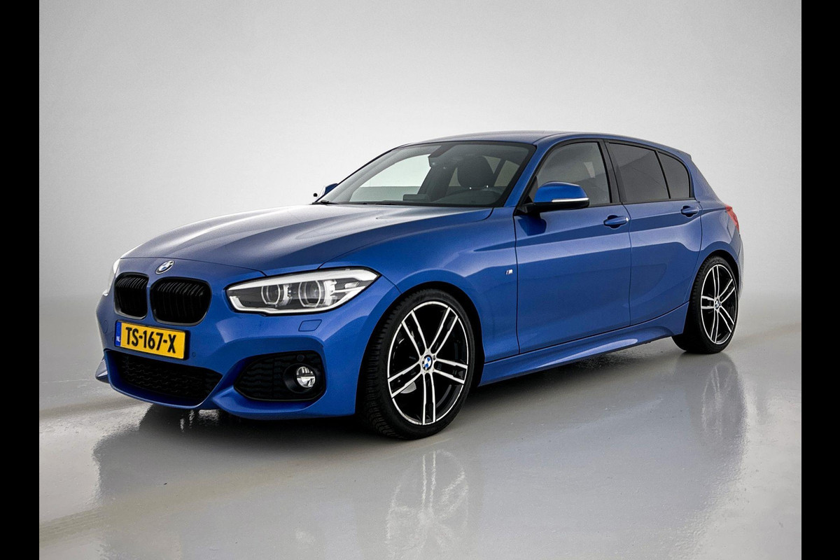 BMW 1-serie 118i Edition Sport Line Shadow High Executive(NL-auto, Perfect Onderhouden, Navi, StoelV, Climate Con, Etc) BMW 1-serie 118i Edition Sport Line Shadow High Executive(NL-auto, Perfect Onderhouden, Navi, StoelV, Climate Con, Etc)