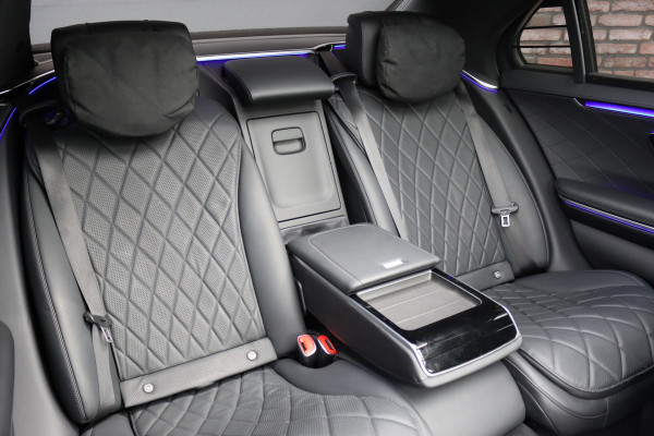 Mercedes-Benz S-Klasse 500 4MATIC Lang AMG Line Aut9 | Achterasbesturing | Luchtvering | Chauffeurspakket | Zonweringspakket | Distronic+ | Entertainment Achter | Massage | Stoelventilatie | Digital Light | HUD | Verwarmd Stuurwiel |