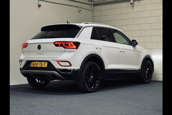 Volkswagen T-Roc 1.5 TSI DSG Style | Massage | IQ | Beats | Trekhaak