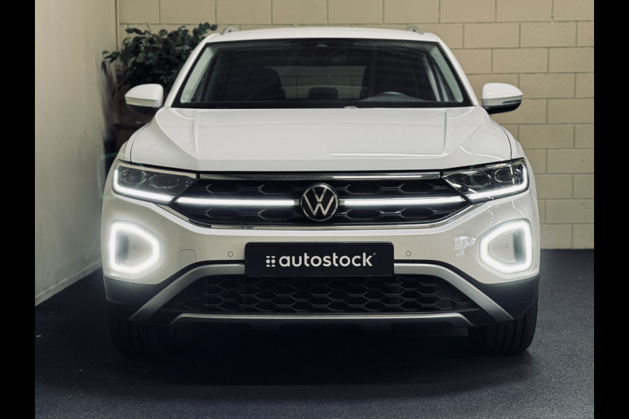 Volkswagen T-Roc 1.5 TSI DSG Style | Massage | IQ | Beats | Trekhaak