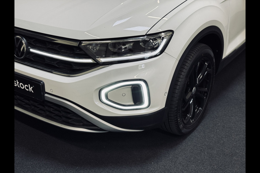Volkswagen T-Roc 1.5 TSI DSG Style | Massage | IQ | Beats | Trekhaak